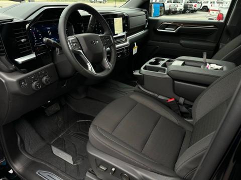 New Black 2026 Chevrolet Silverado 1500 RST 4WD - photo 9 - Stock #260876