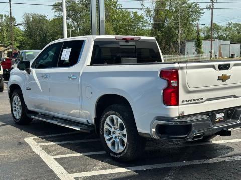 Pre-Owned Iridescent Pearl Tricoat 2024 Chevrolet Silverado 1500 LTZ 4WD - photo 8 - Stock #260686A