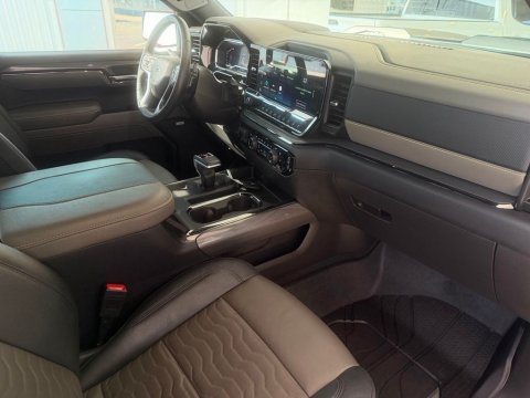 Certified Pre-Owned Summit White 2024 Chevrolet Silverado 1500 ZR2 4WD - photo 12 - Stock #261096A