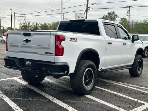 Pre-Owned Summit White 2023 Chevrolet Silverado 1500 ZR2 4WD - photo 7 - Stock #A1054