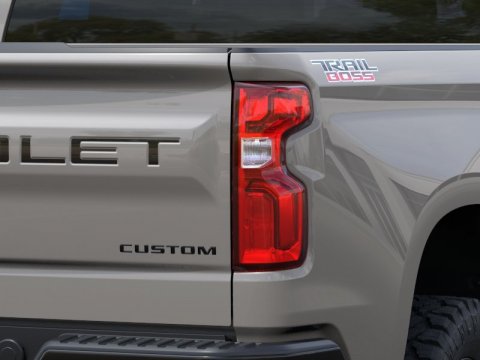 New White Sands 2026 Chevrolet Silverado 1500 Custom Trail Boss 4WD - photo 12 - Stock #261523