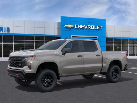 New White Sands 2026 Chevrolet Silverado 1500 Custom Trail Boss 4WD - photo 2 - Stock #261523