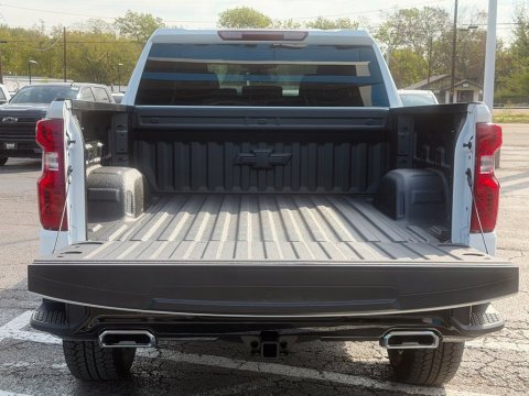 New Summit White 2026 Chevrolet Silverado 1500 Custom Trail Boss 4WD - photo 7 - Stock #261397