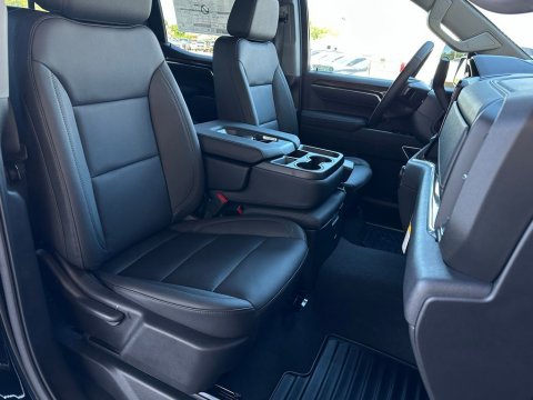 New Black 2026 Chevrolet Silverado 1500 LT 4WD - photo 15 - Stock #260954