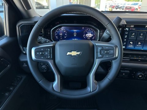 New Black 2026 Chevrolet Silverado 1500 LT 4WD - photo 17 - Stock #260954