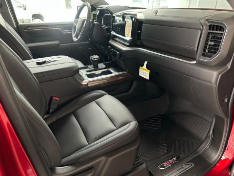 New Radiant Red Tintcoat 2026 Chevrolet Silverado 1500 RST 4WD - photo 15 - Stock #260746