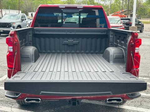 New Radiant Red Tintcoat 2026 Chevrolet Silverado 1500 RST 4WD - photo 6 - Stock #260746