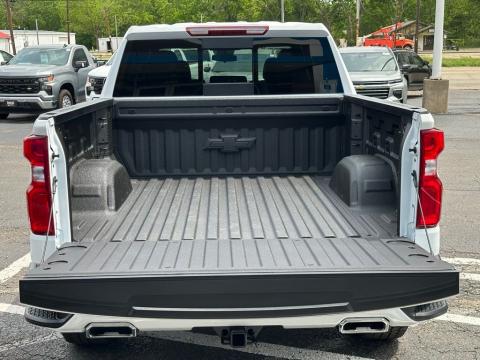 New Summit White 2026 Chevrolet Silverado 1500 RST 4WD - photo 6 - Stock #260822