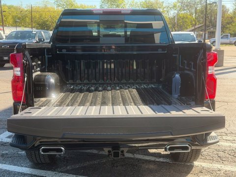 New Black 2026 Chevrolet Silverado 1500 RST 4WD - photo 7 - Stock #261387
