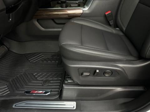 New Summit White 2026 Chevrolet Silverado 1500 LT Trail Boss 4WD - photo 11 - Stock #260756