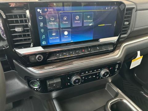 New Summit White 2026 Chevrolet Silverado 1500 LT Trail Boss 4WD - photo 23 - Stock #260756