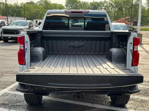 New Summit White 2026 Chevrolet Silverado 1500 LT Trail Boss 4WD - photo 6 - Stock #260756