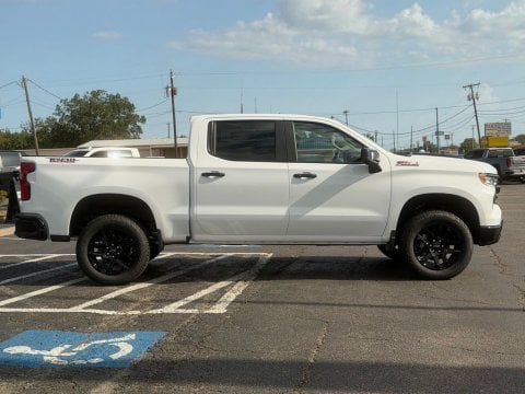 New Summit White 2026 Chevrolet Silverado 1500 LT Trail Boss 4WD - photo 5 - Stock #261319