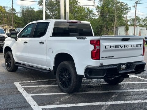 New Summit White 2026 Chevrolet Silverado 1500 LT Trail Boss 4WD - photo 8 - Stock #261030