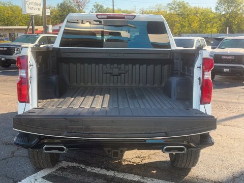 New Summit White 2026 Chevrolet Silverado 1500 LT Trail Boss 4WD - photo 7 - Stock #261418