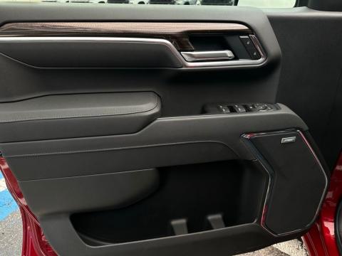 New Radiant Red Tintcoat 2026 Chevrolet Silverado 1500 LT Trail Boss 4WD - photo 10 - Stock #260875