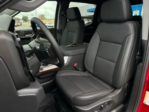 New Radiant Red Tintcoat 2026 Chevrolet Silverado 1500 LT Trail Boss 4WD - photo 12 - Stock #260875