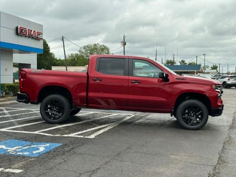 New Radiant Red Tintcoat 2026 Chevrolet Silverado 1500 LT Trail Boss 4WD - photo 4 - Stock #260875