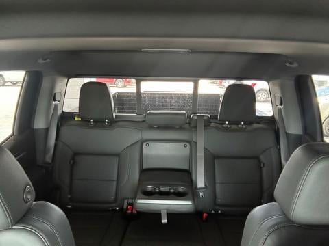New Summit White 2026 Chevrolet Silverado 1500 LT Trail Boss 4WD - photo 25 - Stock #261068