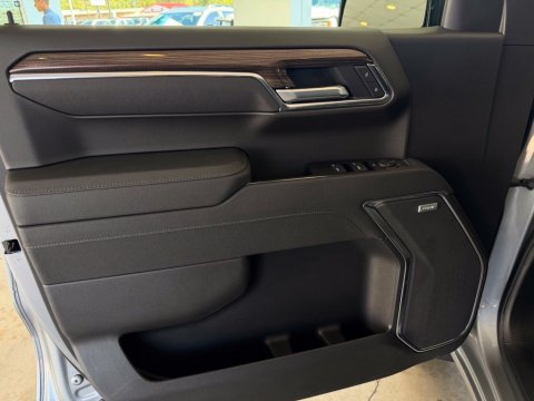 New Sterling Gray Metallic 2026 Chevrolet Silverado 1500 LT Trail Boss 4WD - photo 11 - Stock #261416