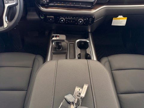 New Sterling Gray Metallic 2026 Chevrolet Silverado 1500 LT Trail Boss 4WD - photo 21 - Stock #261416