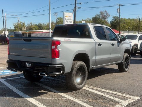 New Sterling Gray Metallic 2026 Chevrolet Silverado 1500 LT Trail Boss 4WD - photo 8 - Stock #261416