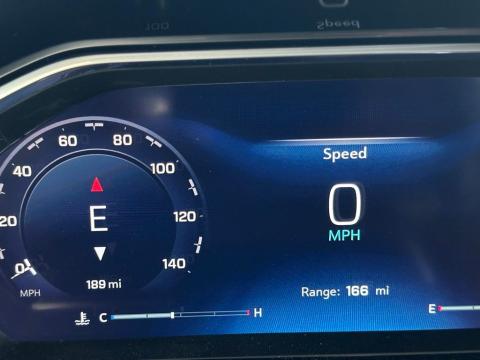 New Radiant Red Tintcoat 2026 Chevrolet Silverado 1500 LT Trail Boss 4WD - photo 21 - Stock #260745