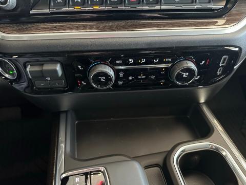 New Radiant Red Tintcoat 2026 Chevrolet Silverado 1500 LT Trail Boss 4WD - photo 23 - Stock #260745