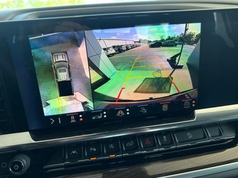 New Radiant Red Tintcoat 2026 Chevrolet Silverado 1500 LT Trail Boss 4WD - photo 25 - Stock #260745