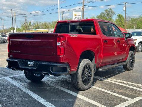 New Radiant Red Tintcoat 2026 Chevrolet Silverado 1500 LT Trail Boss 4WD - photo 7 - Stock #260745