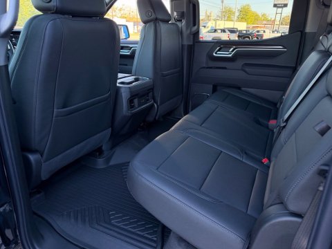 New Black 2026 Chevrolet Silverado 1500 LT Trail Boss 4WD - photo 15 - Stock #261415