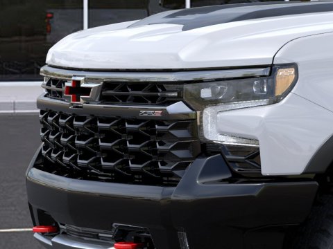 New Summit White 2026 Chevrolet Silverado 1500 ZR2 4WD - photo 13 - Stock #261424