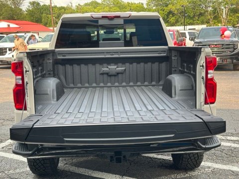 New White Sands 2026 Chevrolet Silverado 1500 ZR2 4WD - photo 6 - Stock #261096