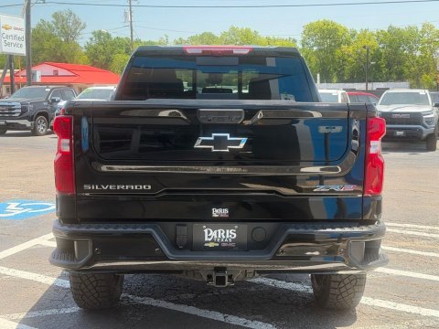 New Black 2026 Chevrolet Silverado 1500 ZR2 4WD - photo 4 - Stock #261157