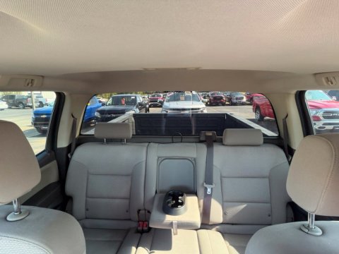 Pre-Owned Black 2017 Chevrolet Silverado 1500 LT 4WD - photo 27 - Stock #X2582