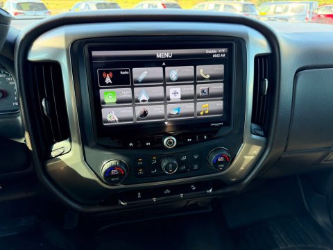 Pre-Owned Pepperdust Metallic 2017 Chevrolet Silverado 1500 LT 4WD - photo 24 - Stock #X2591