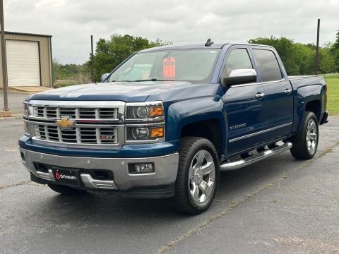 Pre-Owned Deep Ocean Blue Metallic 2015 Chevrolet Silverado 1500 LTZ 4WD - photo 3 - Stock #X2455