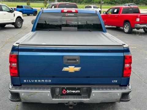Pre-Owned Deep Ocean Blue Metallic 2015 Chevrolet Silverado 1500 LTZ 4WD - photo 6 - Stock #X2455