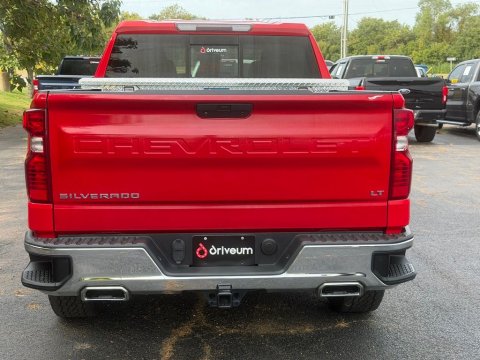 Pre-Owned Red Hot 2020 Chevrolet Silverado 1500 LT 4WD - photo 5 - Stock #X2560