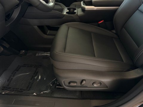 New Ebony Twilight Metallic 2027 GMC Terrain Elevation FWD - photo 12 - Stock #270015