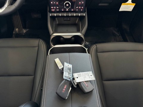 New Ebony Twilight Metallic 2027 GMC Terrain Elevation FWD - photo 21 - Stock #270015