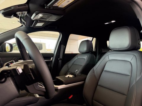 New Ebony Twilight Metallic 2027 GMC Terrain Elevation FWD - photo 15 - Stock #270035