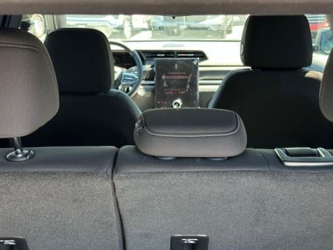 New Ebony Twilight Metallic 2026 GMC Terrain Elevation FWD - photo 9 - Stock #260759