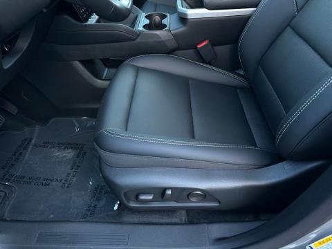 New Sterling Metallic 2026 GMC Terrain Elevation FWD - photo 13 - Stock #260928