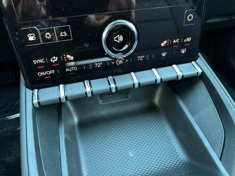 New Sterling Metallic 2026 GMC Terrain Elevation FWD - photo 25 - Stock #260928