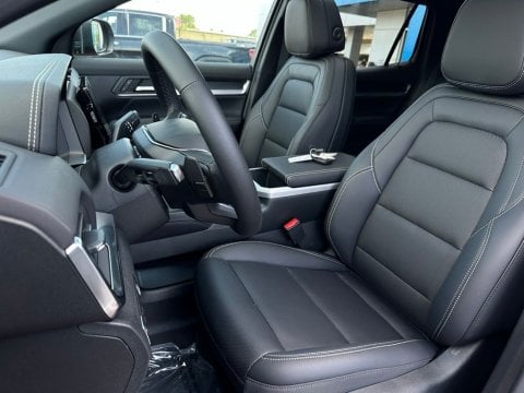 New Volcanic Red Tintcoat 2026 GMC Terrain Elevation FWD - photo 13 - Stock #261079