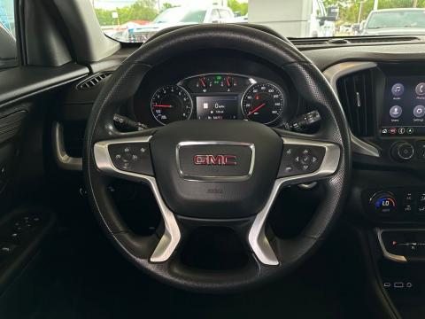 Pre-Owned Summit White 2024 GMC Terrain SLE FWD - photo 20 - Stock #260961A