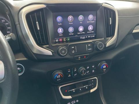 Pre-Owned Summit White 2024 GMC Terrain SLE FWD - photo 25 - Stock #260961A