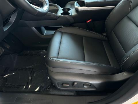 New Summit White 2026 GMC Terrain Elevation FWD - photo 12 - Stock #260931