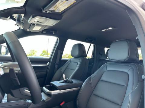 New Summit White 2026 GMC Terrain Elevation FWD - photo 14 - Stock #260931